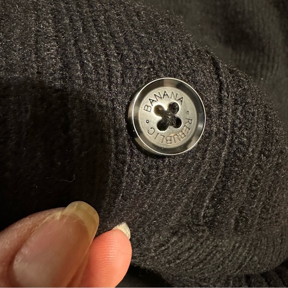 NEW Banana Republic Soft and Stretchy Black Button Front Cardigan Size XL - Picture 8 of 8